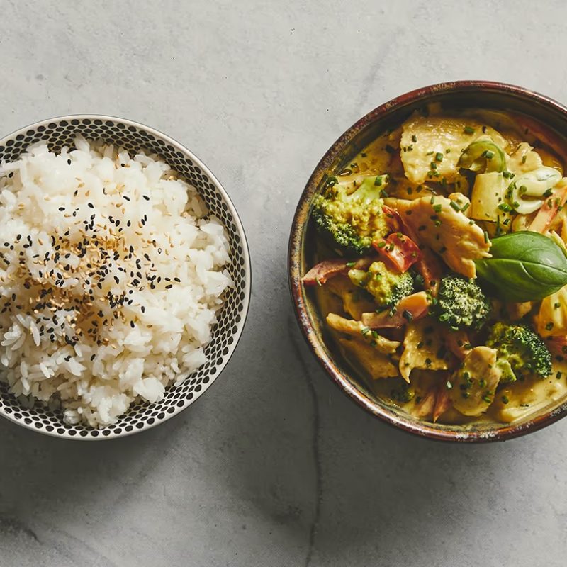 Karry kylling ret hos Crazy Sushi i Næstved – takeaway og sushi restaurant